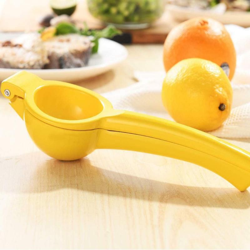 Kitchen Gadgets Useful - ハンドヘルド手動レモンジューサー、創造的なキッチンガジェット、1個入り、BPAフリー、人間工学に基づいたオレンジ、ライム、柑橘類の絞り器、家庭用
