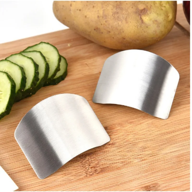 ステンレス製フィンガーガード、手の指を守るキッチン用カッティ - Kitchen Gadgets Must Have のレビューと価格