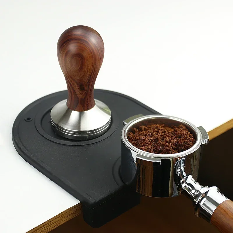 コーヒーパウダーパッド滑り止めシリコンタンピングステーション - Kitchen Gadgets Oxo のレビューと価格