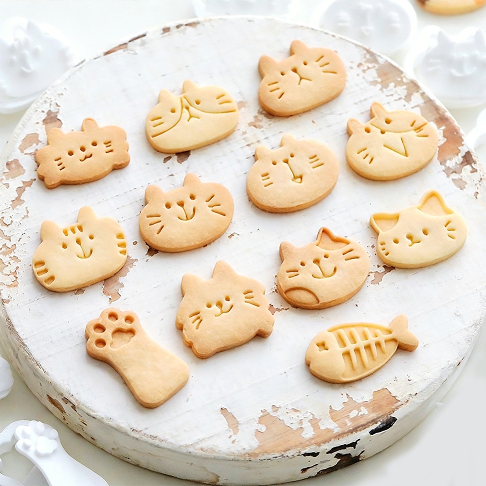 かわいい子猫DIYスタンプクッキーカッター焼き型ベーキングア - Kitchen Gadgets Oxo のレビューと価格